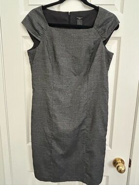 Ann Taylor Gray Cap Sleeve Sheath Dress | Size 8P